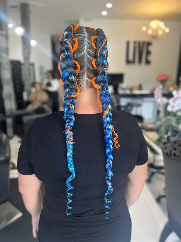 Dolce Salon