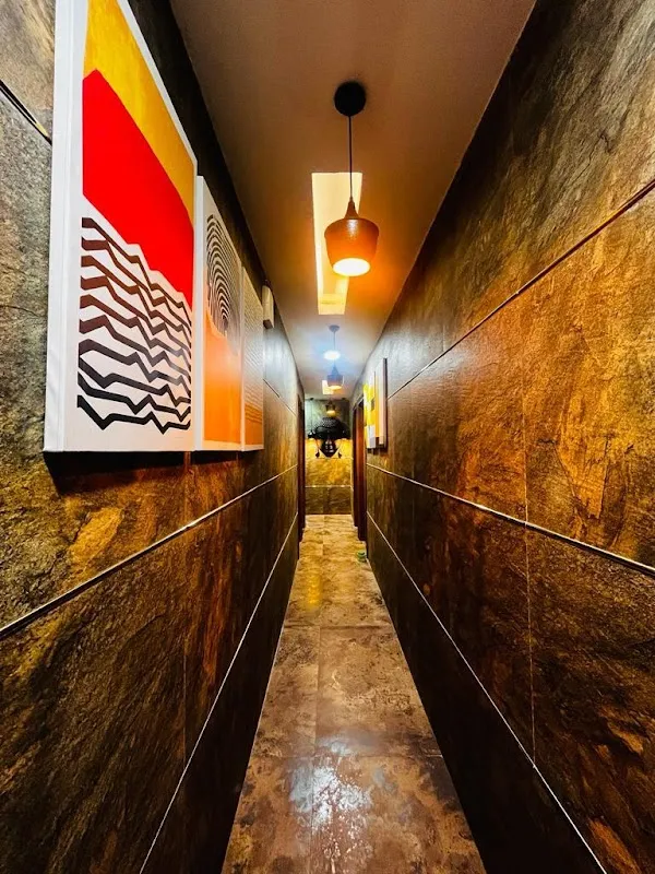 Alive Luxury Spa-Massage Spa In gk2 | Massage Center in gk 2 | Spa Near me