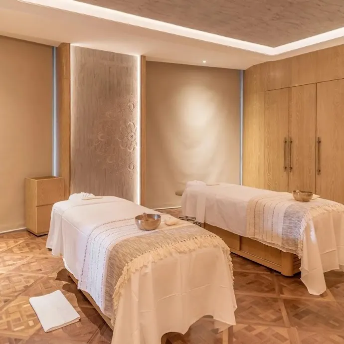 Alive Luxury Spa-Massage Spa In gk2 | Massage Center in gk 2 | Spa Near me