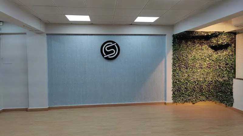 Step N Step Salsa Dance Academy