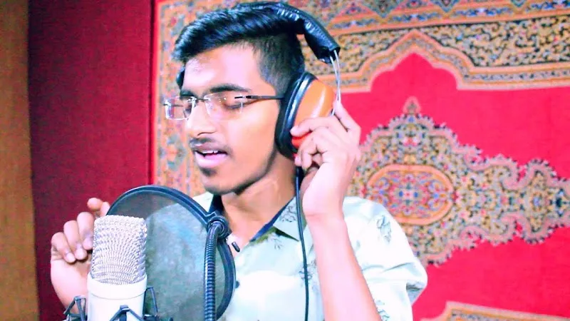 OMESH ENTERTAINMENT - OMESH MUSIC RECORDING STUDIO MULUND
