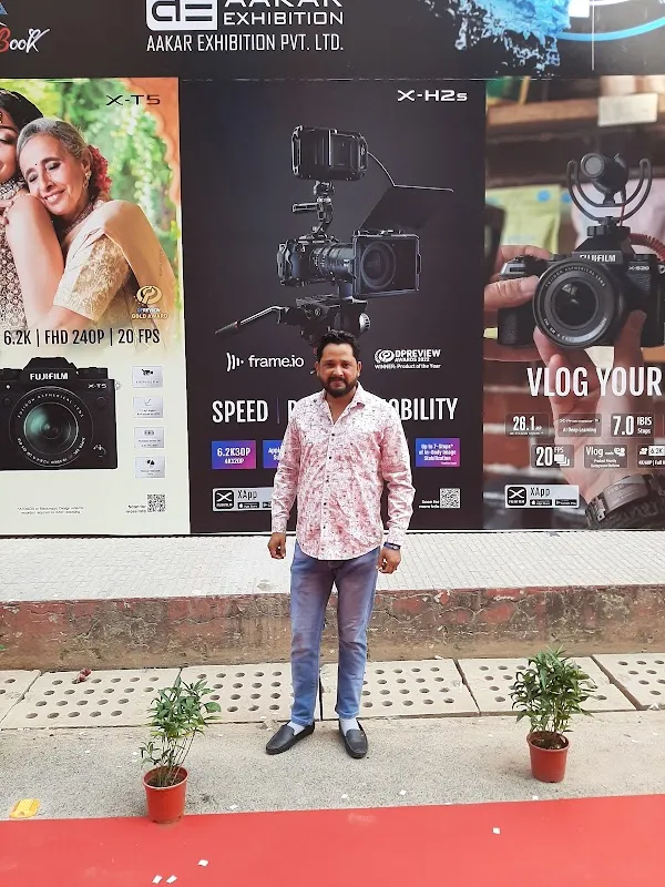 Bunty photo studio delhi cantt