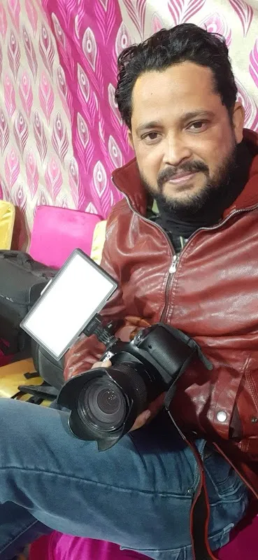 Bunty photo studio delhi cantt