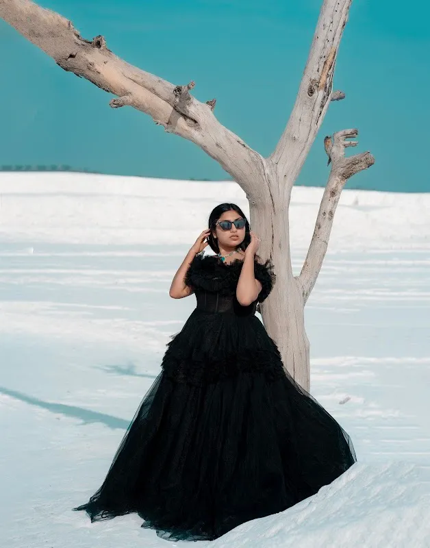 DIGI6SENSE STUDIO | NEAR PHOTO STUDIO |WEDDING PHOTOGRAPHER