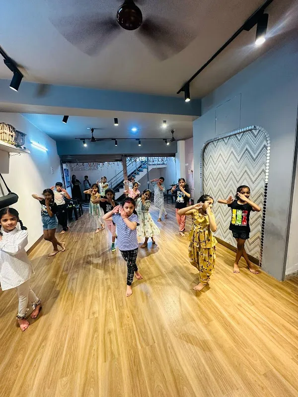 PS Dance Studio