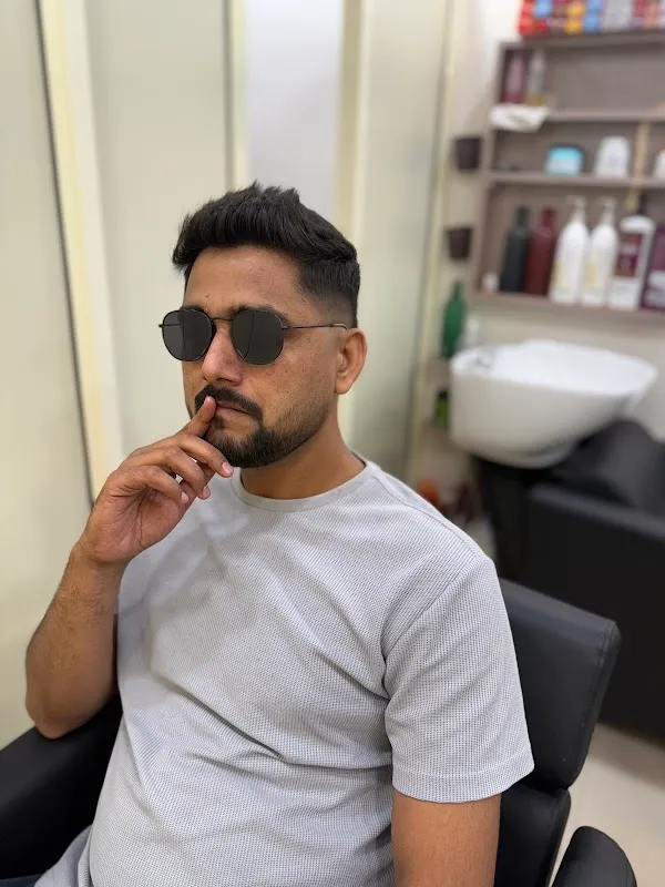 Infinity salon