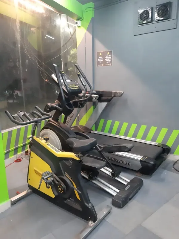 SR Workout World NX Unisex Gym