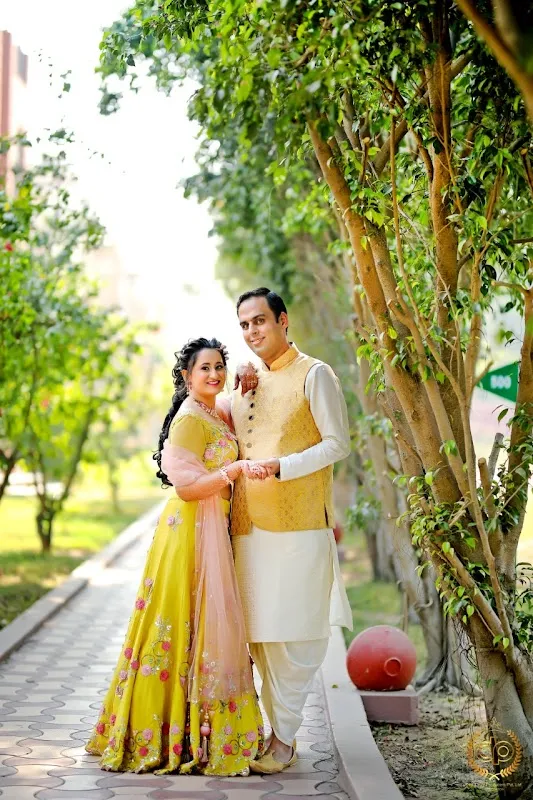 Dee Color Producers Pvt. Ltd.