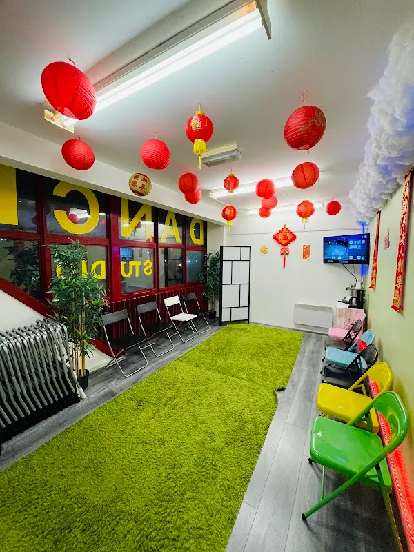 ECD - European College of Dance