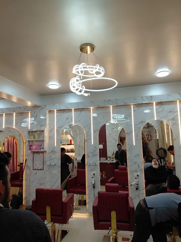B4U Unisex Salon