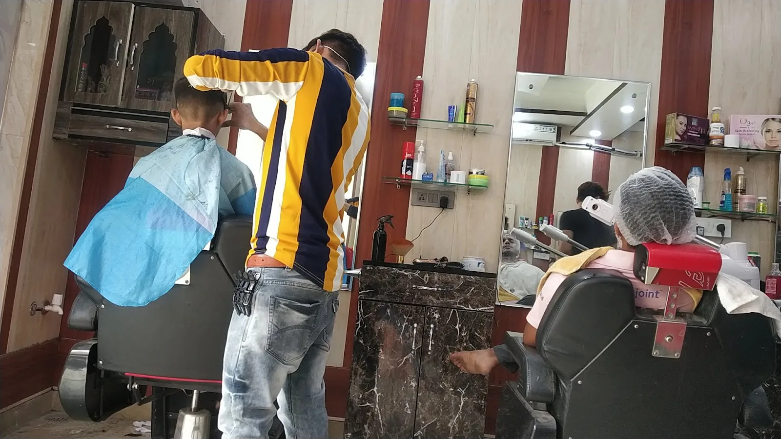 BR Salon