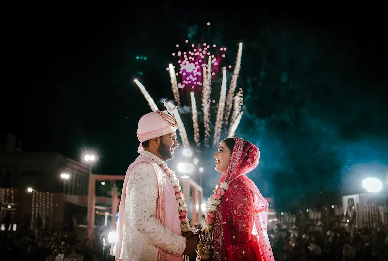 Color Palette Artworks - Your Best Wedding Photographer & Photography Studio