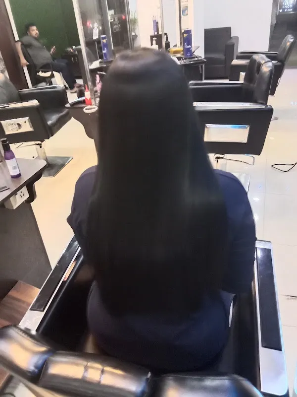Castle Unisex Salon