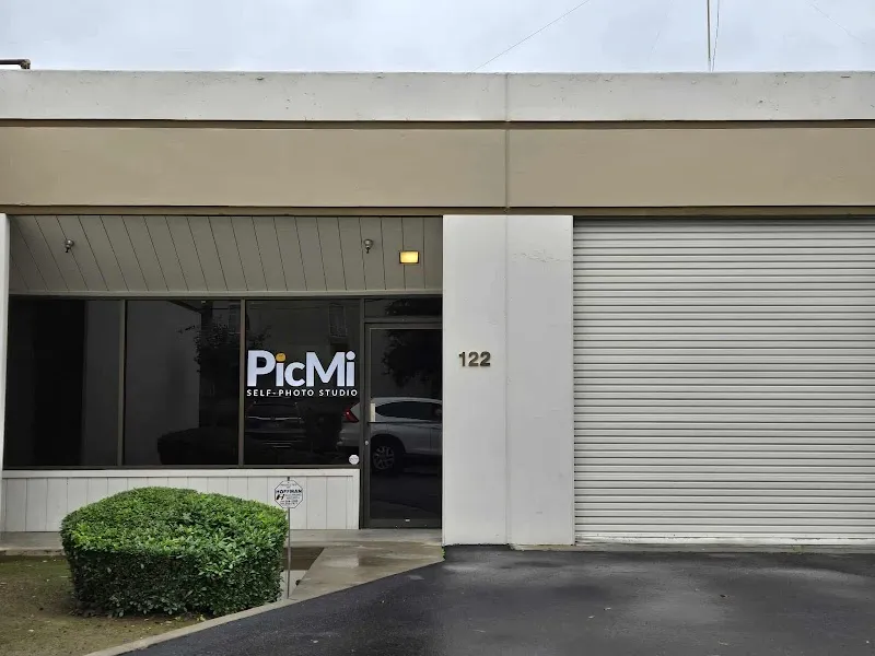 PicMi Self-Photo Studio