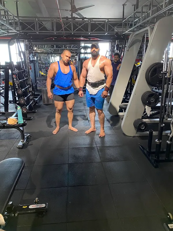 Leegend muscle factory
