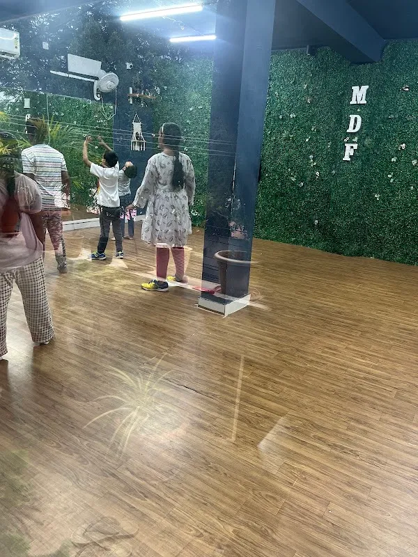 Master Dance Factory (MDF)