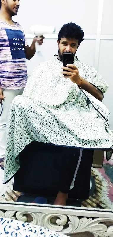 Eco Shine Unisex Salon
