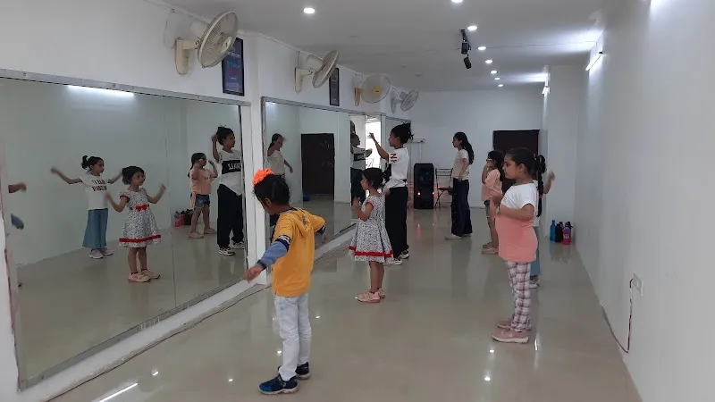 BITANSH STUDIO ( Professional Dance Studio )