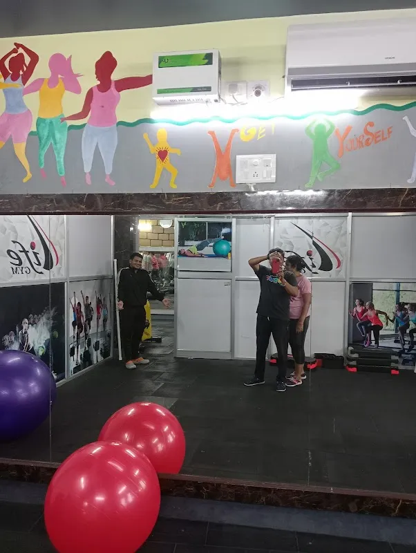 Life Gym