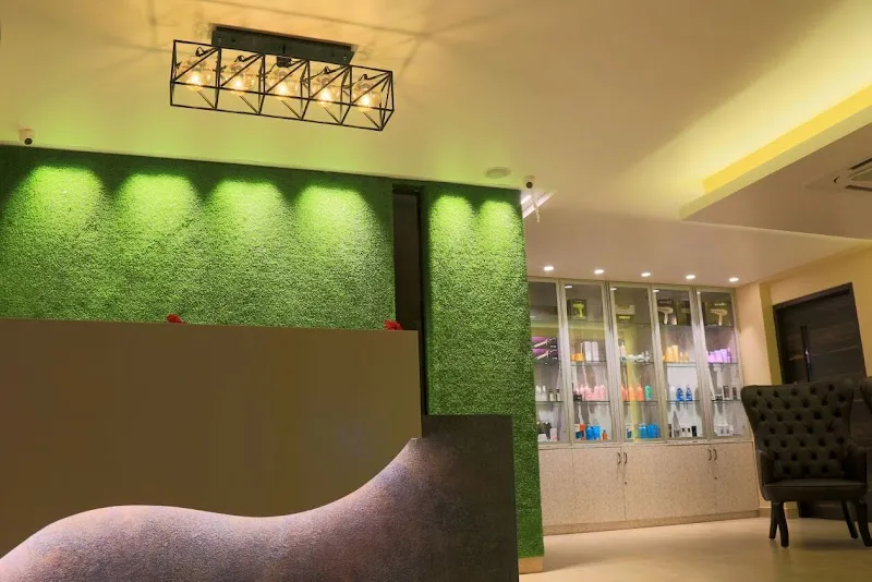 A & A Salon & Spa