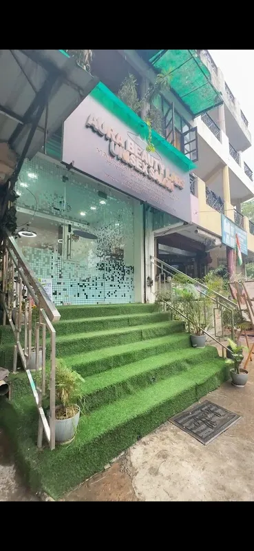 Aura Beauty Labs