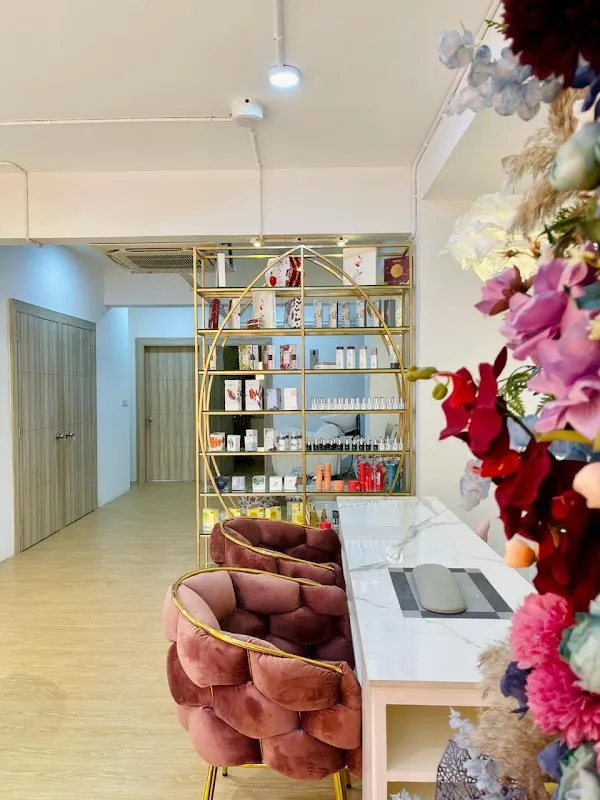 MIRAJ LUXURY DAY SPA