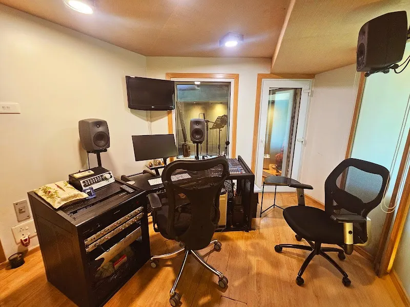 Re N Raga Studios