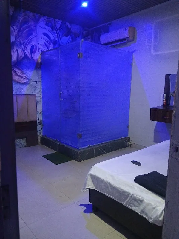 La Classic Unisex Body Spa & Salon | Spa Near Me | Best Spa Center in Ludhiana