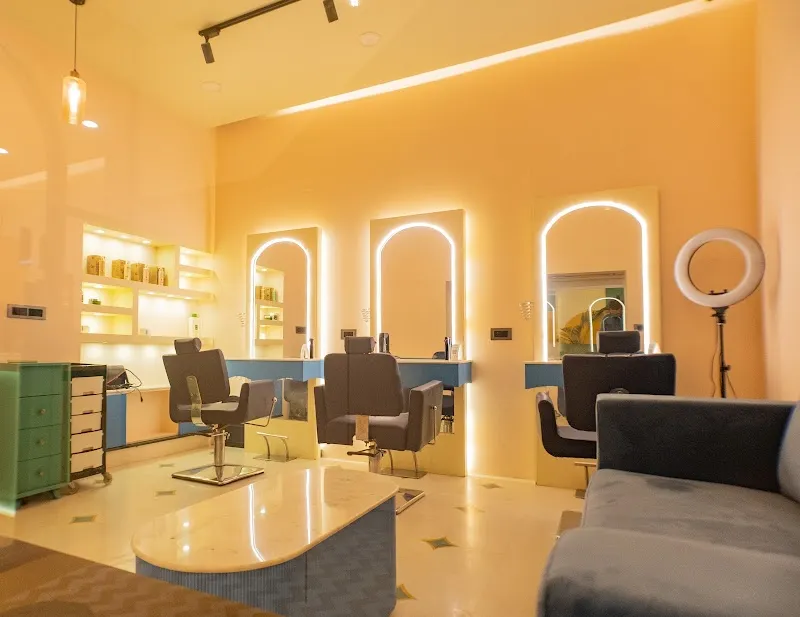 Kiana salon