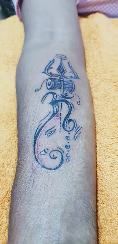 Karan Tattoo Art & Studio