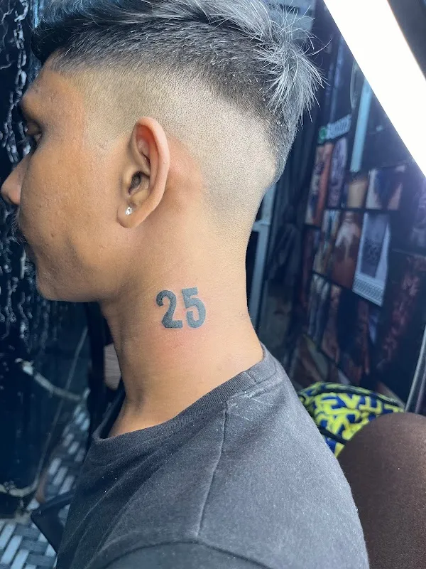 Karan Tattoo Art & Studio