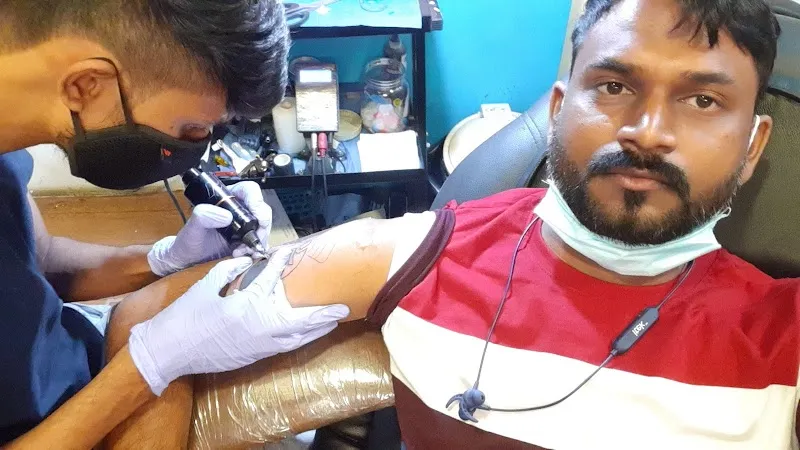DOUBLE DRAGON TATTOO & PIERCING STUDIO