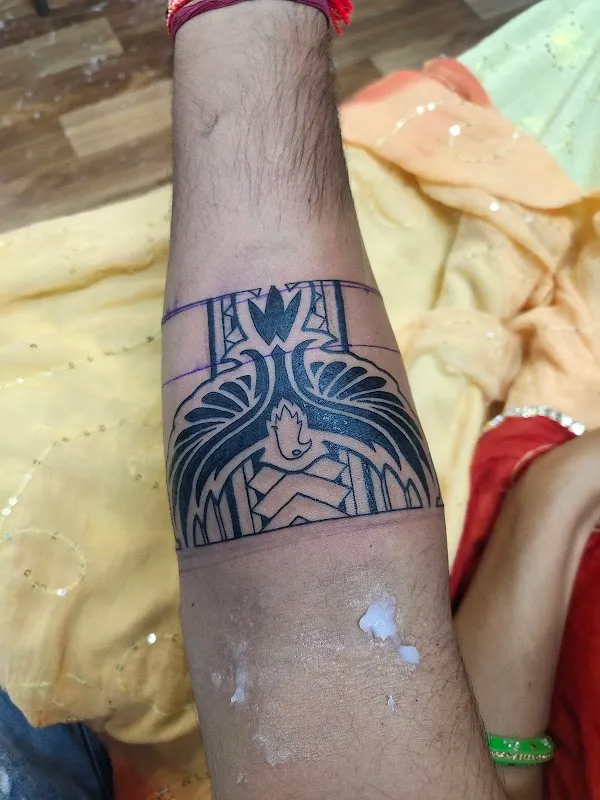 DOUBLE DRAGON TATTOO & PIERCING STUDIO