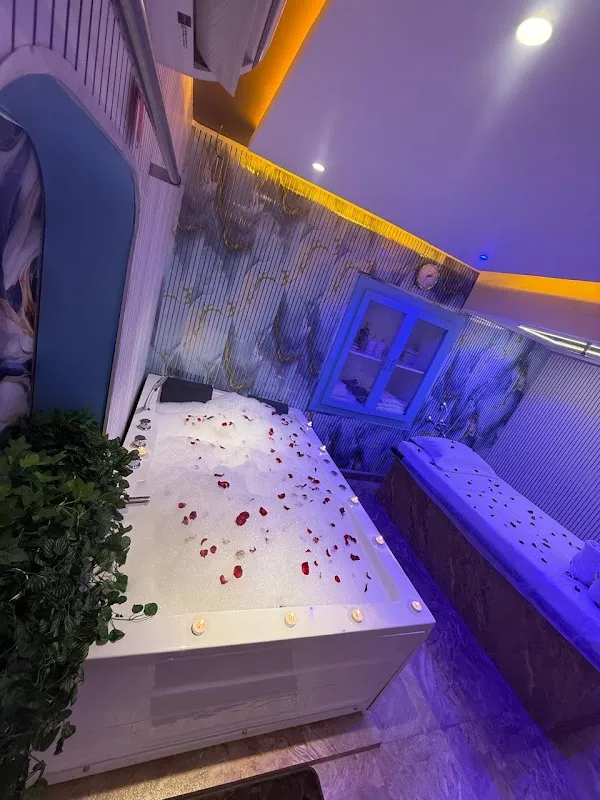 King Spa Powai
