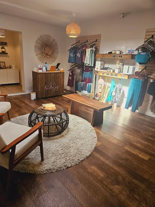 Las Olas Yoga