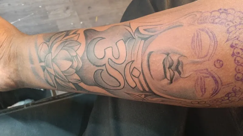 X Tattoo Studio Virar