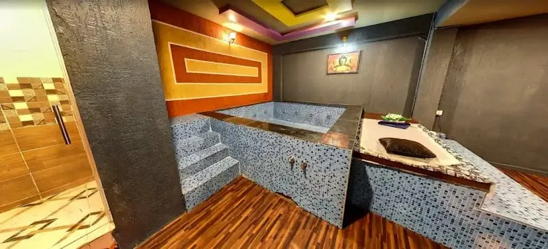 Girls Chennai Spa Center