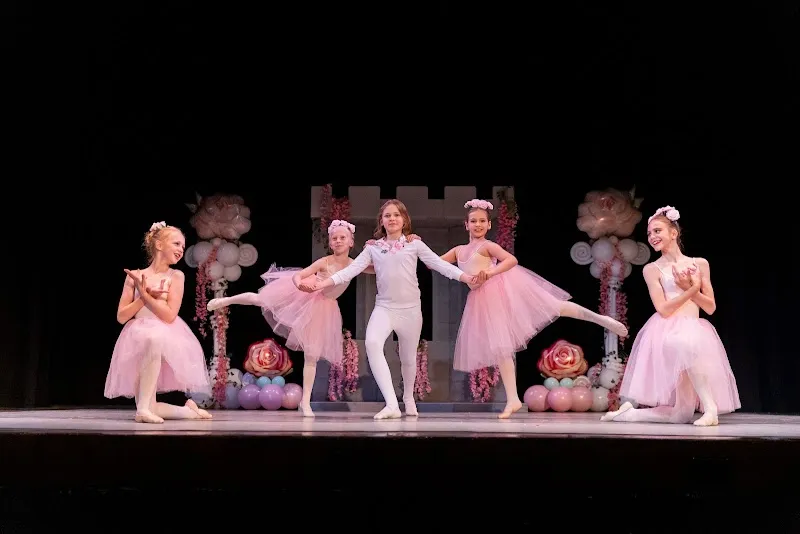 Amanda Kupillas Dance