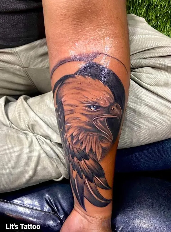 Lit's Tattoo