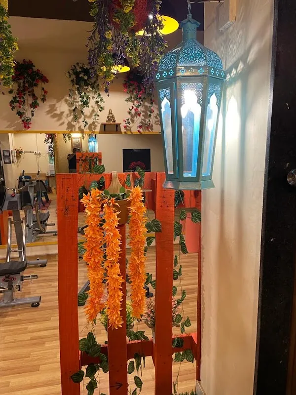Powerr Vibes Gym - Available on Cult.fit | Best gym in Andheri, Mumbai