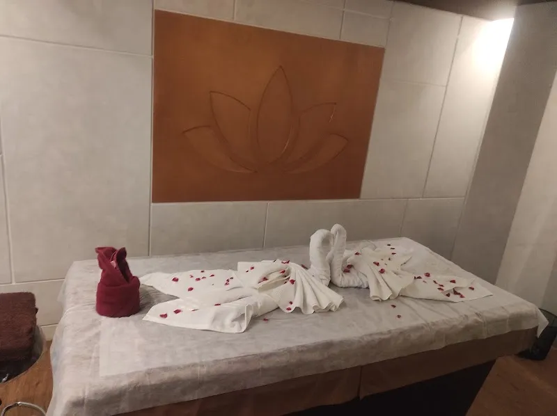 ✅Beauty World Spa & Parlour