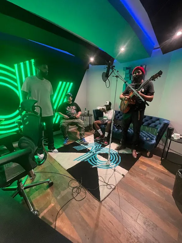DaVibez Recording Studio
