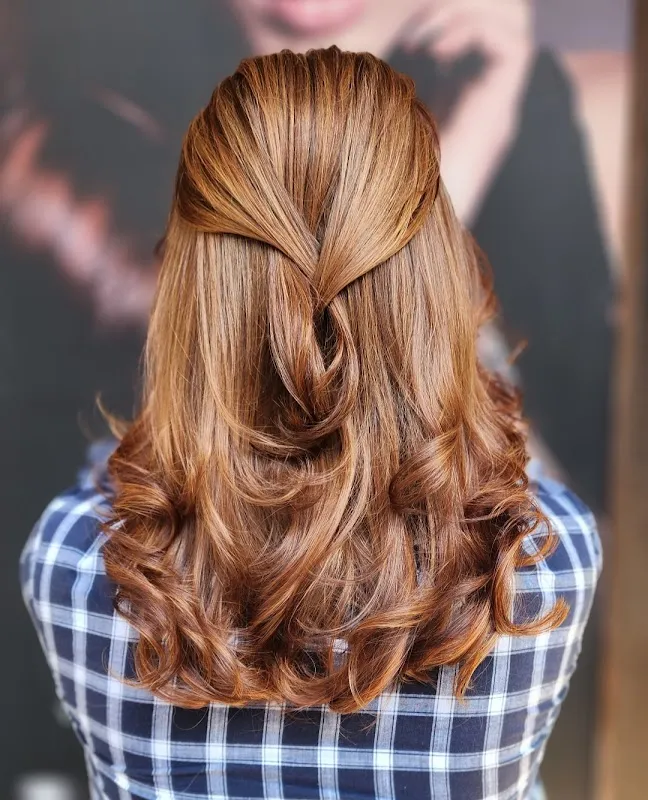 Ombré The Salon