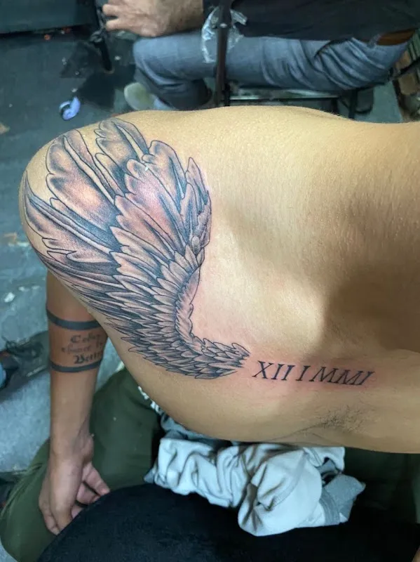 SUNNY TATTOO STUDIO
