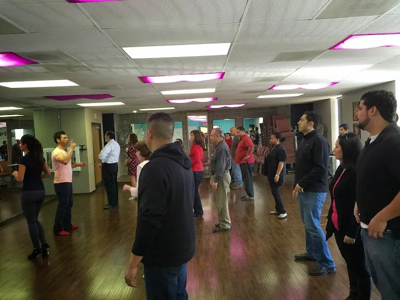 Salsabysal Dance Studio Of Salsa, Bachata & Cumbia