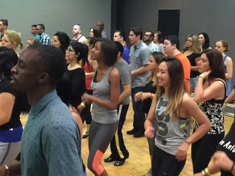 Salsabysal Dance Studio Of Salsa, Bachata & Cumbia