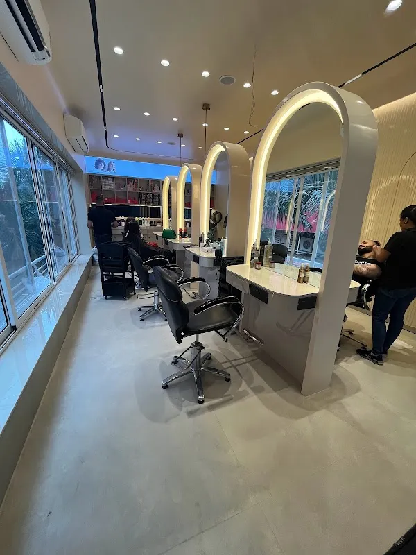 Apple Unisex Salon - Pimple Saudagar