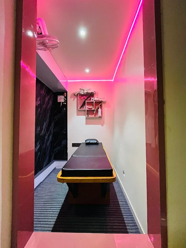 Touch and Glow family salon