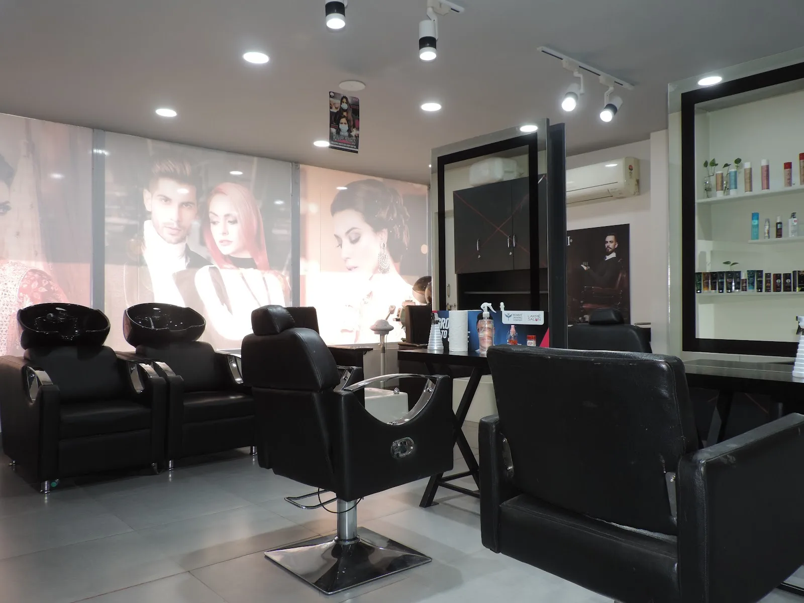 Lakme Salon For Him and Her in Rajnagar,Ghaziabad-2