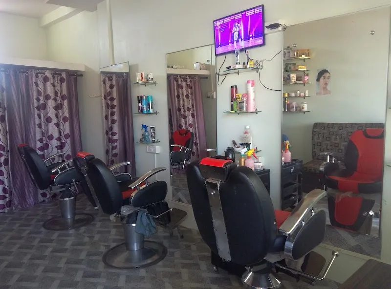 Nana Hair & Beauty Salon Lakhani
